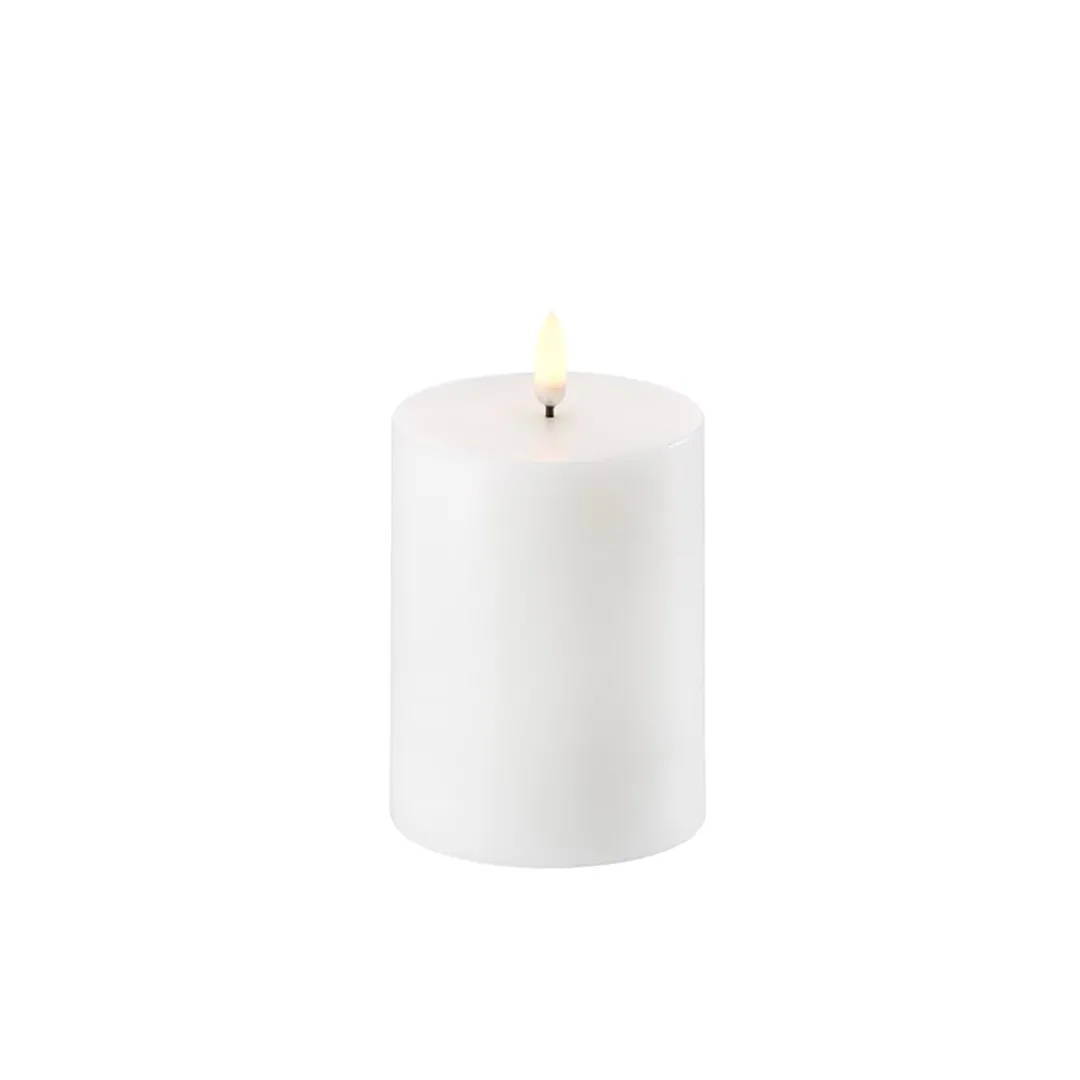 uyuni_single_wick_pillar__0-1.webp uyuni Single Wick Pillar Candle Nordic White 7.8cm x 10.1cm^ Candles / Candleholders | Christmas Baubles And Decor